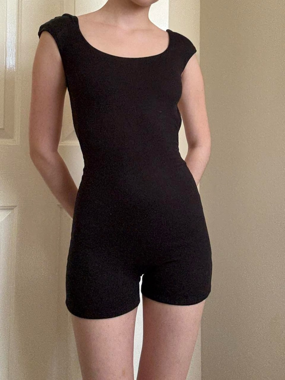 ARE YOU AM I Black Short Sleeve Romper - Picture 3 of 6